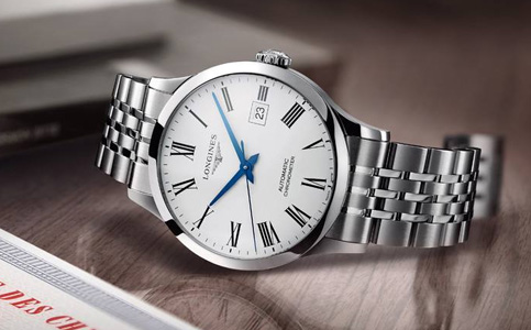 浪琴手表清洗保養(yǎng)一次多少錢(浪琴手表的洗油保養(yǎng))