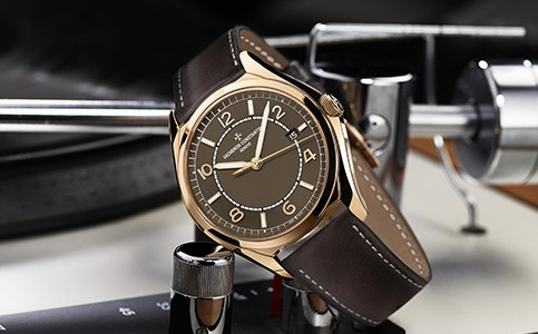 江詩丹頓太原維修熱線(江詩丹頓清洗表帶)