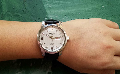 哈爾濱天梭服務中心(天梭表內有水珠)