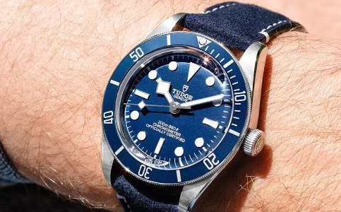 成都帝舵服務(wù)中心電話（帝舵手表表扣更換）