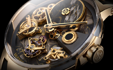 雅典售后服務點電話（雅典手表表扣劃痕修復）