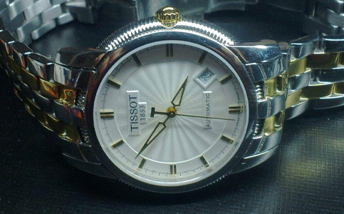 天梭客服熱線（解決天梭手表表扣上的劃痕）