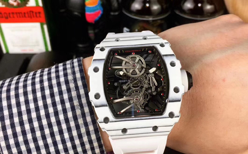 理查德米勒官方售后維修中心服務(了解理查德米勒手表表殼劃痕)